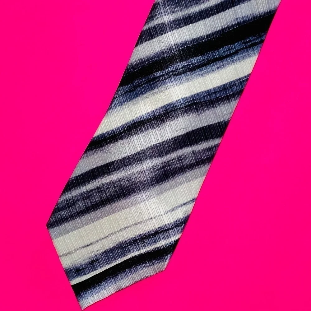 J.Garcia tie​​ - Picture 2 of 3